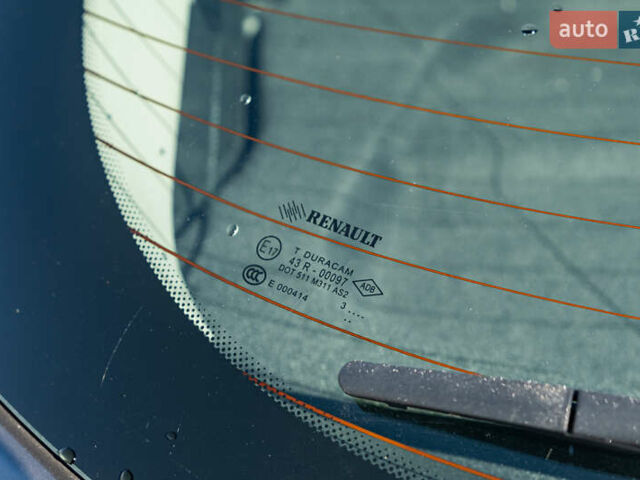 Серый Рено Меган, объемом двигателя 1.46 л и пробегом 113 тыс. км за 8500 $, фото 28 на Automoto.ua