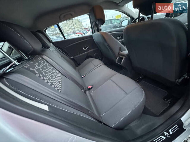 Серый Рено Меган, объемом двигателя 1.5 л и пробегом 249 тыс. км за 6999 $, фото 30 на Automoto.ua