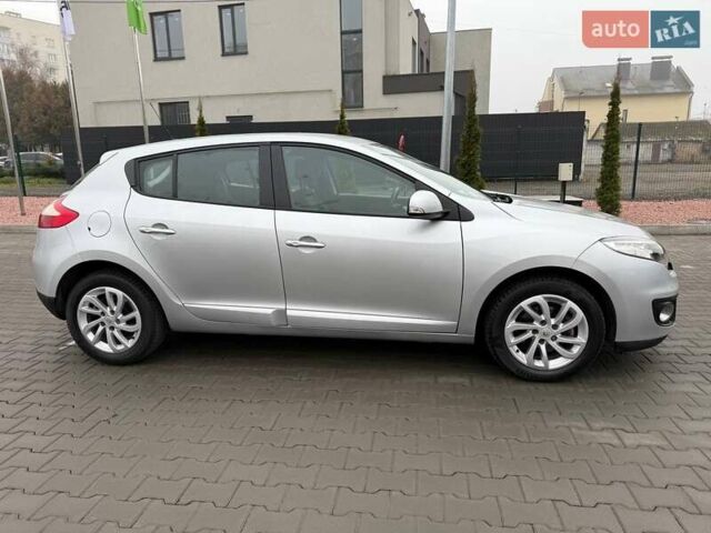 Серый Рено Меган, объемом двигателя 1.5 л и пробегом 237 тыс. км за 7550 $, фото 6 на Automoto.ua