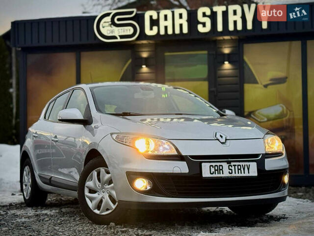 Серый Рено Меган, объемом двигателя 1.5 л и пробегом 249 тыс. км за 6999 $, фото 10 на Automoto.ua