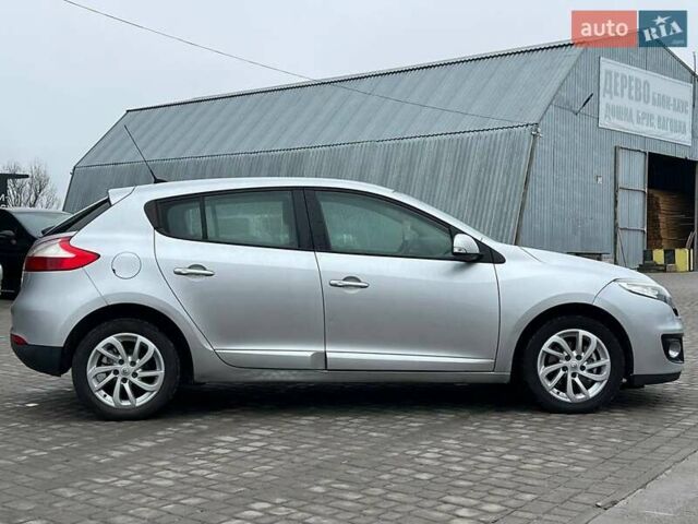 Серый Рено Меган, объемом двигателя 1.5 л и пробегом 228 тыс. км за 7690 $, фото 9 на Automoto.ua