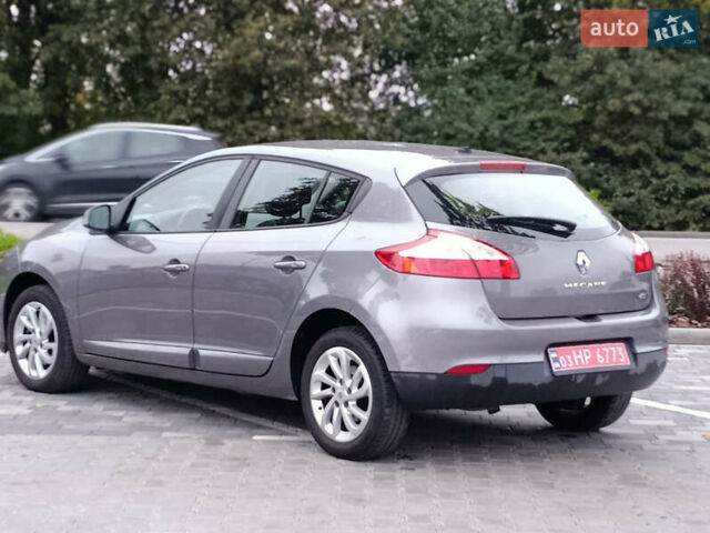 Серый Рено Меган, объемом двигателя 1.5 л и пробегом 207 тыс. км за 7700 $, фото 7 на Automoto.ua