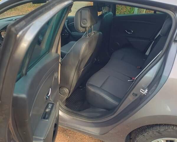 Сірий Рено Меган, об'ємом двигуна 1.5 л та пробігом 259 тис. км за 8500 $, фото 7 на Automoto.ua