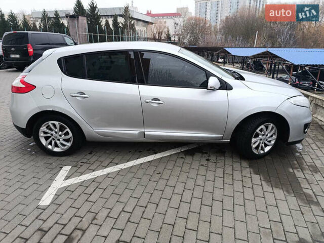 Сірий Рено Меган, об'ємом двигуна 1.2 л та пробігом 224 тис. км за 6900 $, фото 4 на Automoto.ua