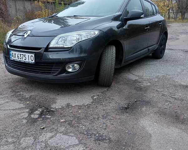 Серый Рено Меган, объемом двигателя 1.5 л и пробегом 290 тыс. км за 6500 $, фото 9 на Automoto.ua