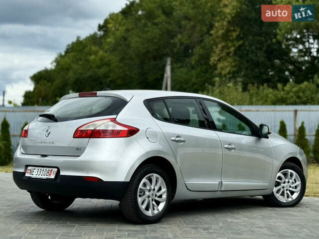Серый Рено Меган, объемом двигателя 1.5 л и пробегом 198 тыс. км за 8199 $, фото 3 на Automoto.ua