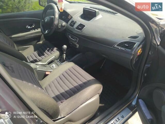 Серый Рено Меган, объемом двигателя 1.5 л и пробегом 226 тыс. км за 8300 $, фото 57 на Automoto.ua
