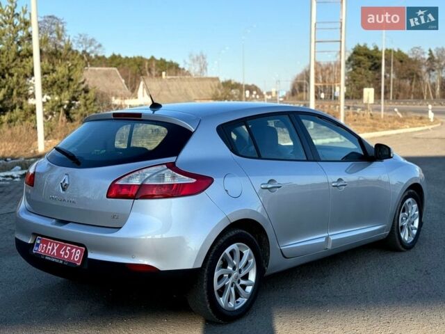 Сірий Рено Меган, об'ємом двигуна 1.5 л та пробігом 229 тис. км за 6750 $, фото 4 на Automoto.ua