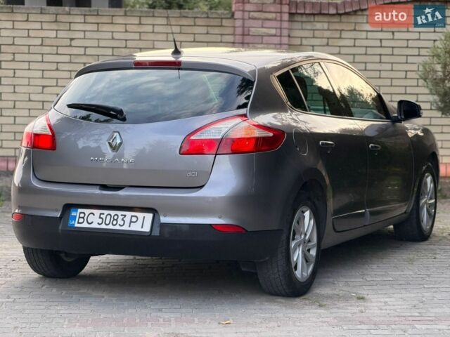 Сірий Рено Меган, об'ємом двигуна 1.5 л та пробігом 276 тис. км за 7400 $, фото 16 на Automoto.ua
