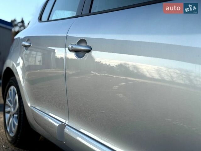 Сірий Рено Меган, об'ємом двигуна 1.5 л та пробігом 229 тис. км за 6750 $, фото 13 на Automoto.ua