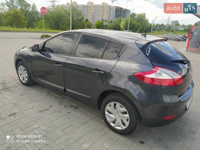 Серый Рено Меган, объемом двигателя 1.5 л и пробегом 226 тыс. км за 8300 $, фото 24 на Automoto.ua