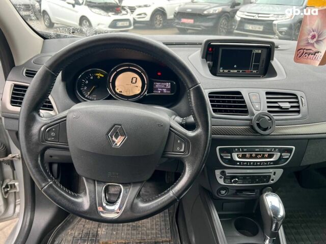 Серый Рено Меган, объемом двигателя 1.5 л и пробегом 228 тыс. км за 7690 $, фото 21 на Automoto.ua