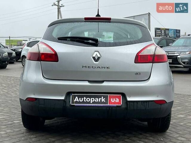 Серый Рено Меган, объемом двигателя 1.5 л и пробегом 228 тыс. км за 7690 $, фото 6 на Automoto.ua