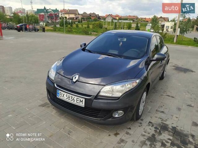 Серый Рено Меган, объемом двигателя 1.5 л и пробегом 226 тыс. км за 8300 $, фото 30 на Automoto.ua