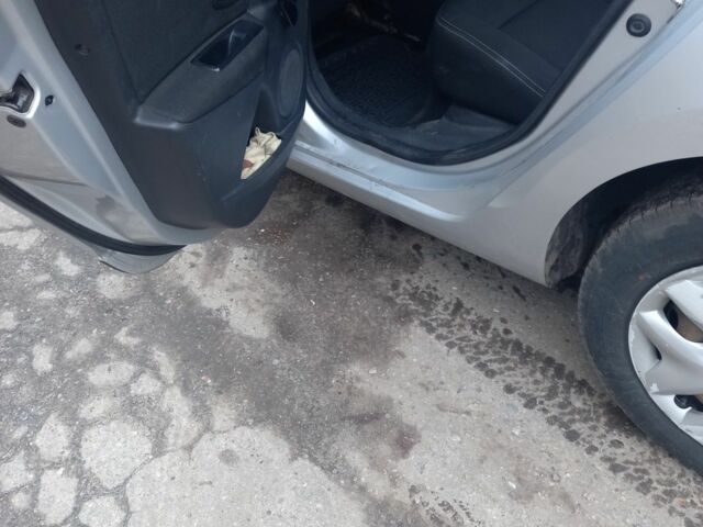 Серый Рено Меган, объемом двигателя 1.6 л и пробегом 275 тыс. км за 5300 $, фото 9 на Automoto.ua