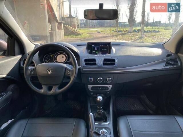 Сірий Рено Меган, об'ємом двигуна 1.5 л та пробігом 160 тис. км за 7500 $, фото 15 на Automoto.ua