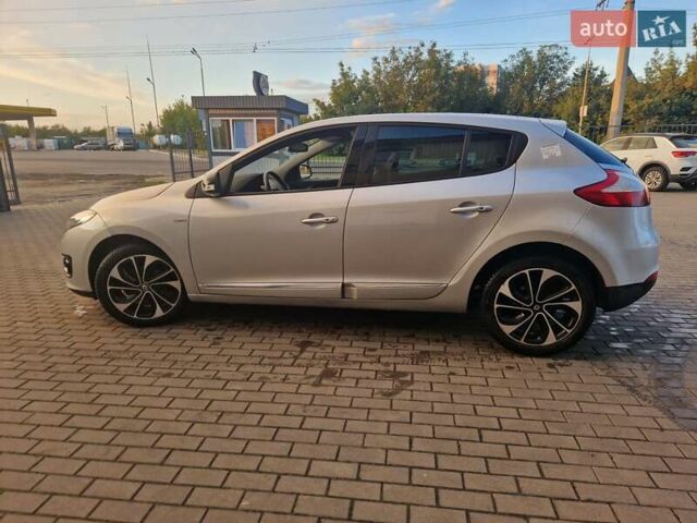 Рено Меган 2014 в Луцке на Automoto.ua Серый Рено Меган, объемом двигателя 1.6 л и пробегом 275 тыс. км за 7800 $, фото 11 на Automoto.ua