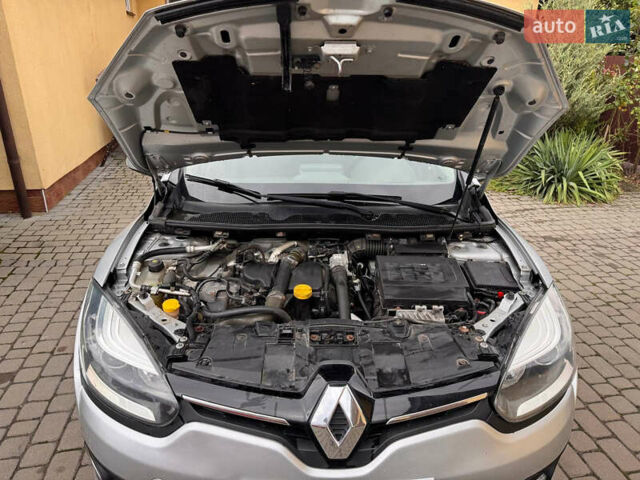 Серый Рено Меган, объемом двигателя 1.5 л и пробегом 246 тыс. км за 8500 $, фото 4 на Automoto.ua