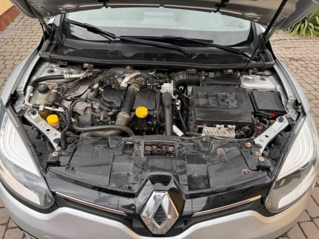 Серый Рено Меган, объемом двигателя 1.5 л и пробегом 246 тыс. км за 7800 $, фото 3 на Automoto.ua