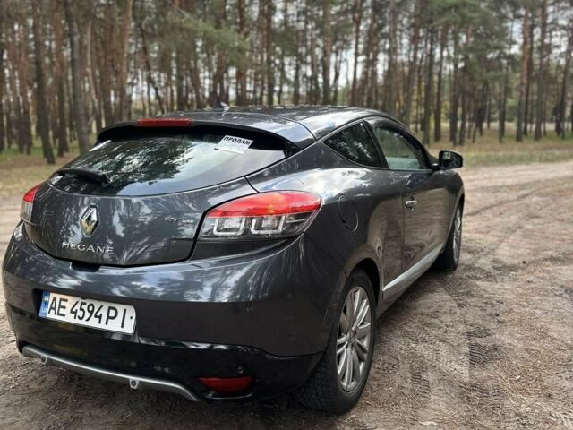 Рено Меган 2014 в Каменское - Днепродзержинск на Automoto.ua Серый Рено Меган, объемом двигателя 1.5 л и пробегом 220 тыс. км за 7500 $, фото 3 на Automoto.ua