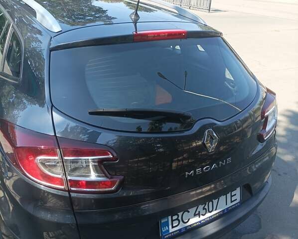 Сірий Рено Меган, об'ємом двигуна 1.46 л та пробігом 241 тис. км за 10000 $, фото 8 на Automoto.ua