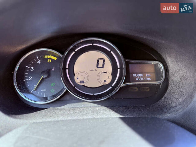 Рено Меган 2014 в Золочев на Automoto.ua Серый Рено Меган, объемом двигателя 1.46 л и пробегом 184 тыс. км за 8450 $, фото 1 на Automoto.ua