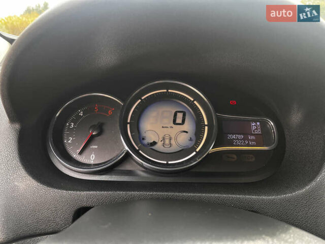Сірий Рено Меган, об'ємом двигуна 1.46 л та пробігом 204 тис. км за 7750 $, фото 13 на Automoto.ua