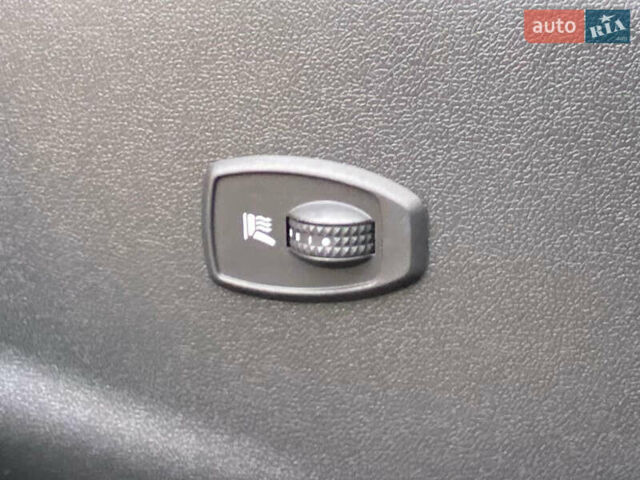 Серый Рено Меган, объемом двигателя 1.5 л и пробегом 205 тыс. км за 7999 $, фото 18 на Automoto.ua