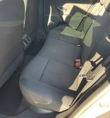 Сірий Рено Меган, об'ємом двигуна 1.5 л та пробігом 166 тис. км за 8300 $, фото 6 на Automoto.ua