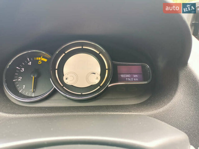Серый Рено Меган, объемом двигателя 1.46 л и пробегом 185 тыс. км за 9500 $, фото 1 на Automoto.ua