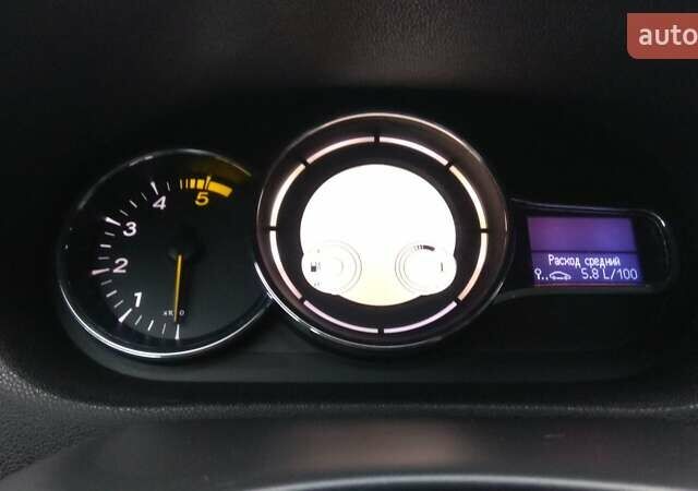 Рено Меган 2015 у Чернігові на Automoto.ua Сірий Рено Меган, об'ємом двигуна 1.46 л та пробігом 270 тис. км за 8800 $, фото 15 на Automoto.ua