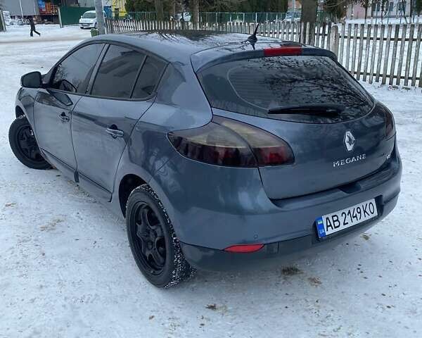 Сірий Рено Меган, об'ємом двигуна 1.46 л та пробігом 236 тис. км за 8200 $, фото 3 на Automoto.ua