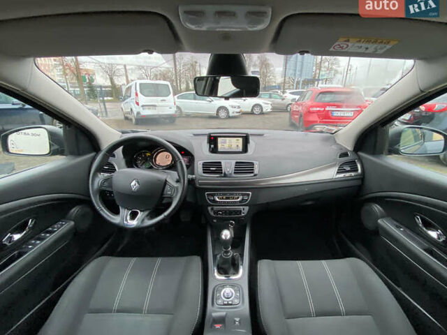 Серый Рено Меган, объемом двигателя 1.5 л и пробегом 205 тыс. км за 7999 $, фото 10 на Automoto.ua