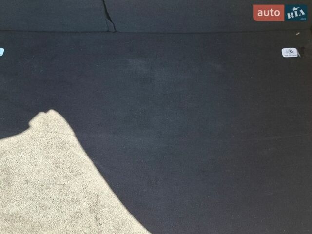 Серый Рено Меган, объемом двигателя 1.46 л и пробегом 225 тыс. км за 9200 $, фото 132 на Automoto.ua