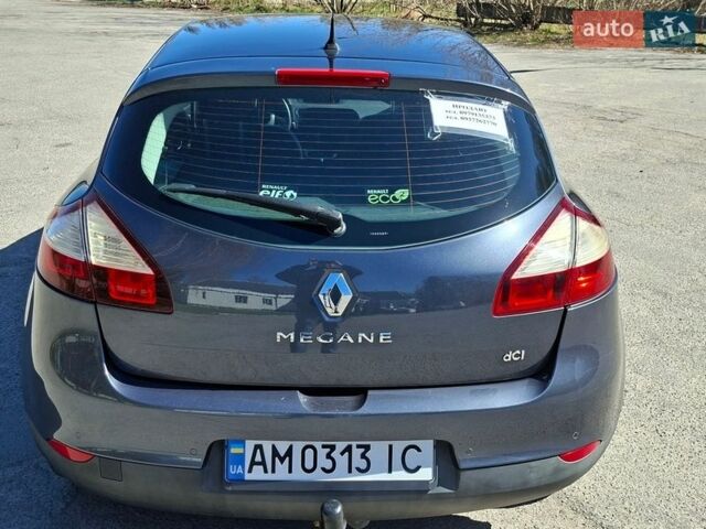 Серый Рено Меган, объемом двигателя 1.46 л и пробегом 225 тыс. км за 9200 $, фото 15 на Automoto.ua