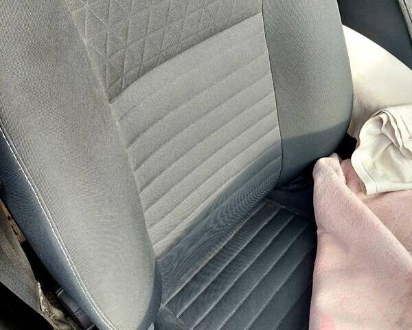 Серый Рено Меган, объемом двигателя 1.5 л и пробегом 126 тыс. км за 8700 $, фото 7 на Automoto.ua