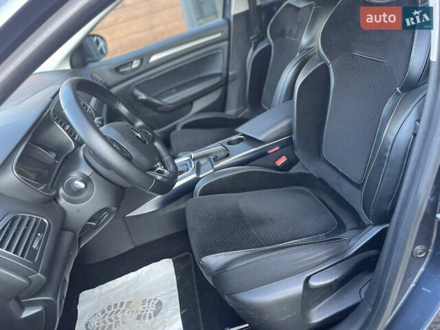 Серый Рено Меган, объемом двигателя 1.46 л и пробегом 160 тыс. км за 10900 $, фото 17 на Automoto.ua