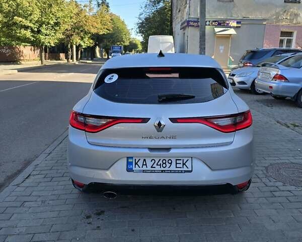 Сірий Рено Меган, об'ємом двигуна 1.2 л та пробігом 128 тис. км за 13000 $, фото 6 на Automoto.ua