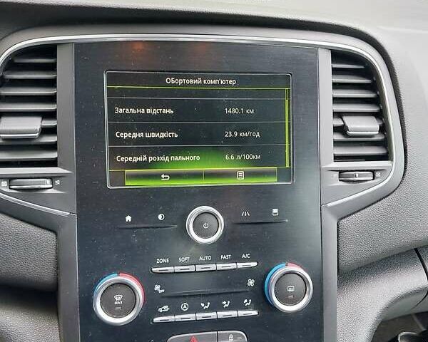 Сірий Рено Меган, об'ємом двигуна 1.46 л та пробігом 206 тис. км за 9999 $, фото 28 на Automoto.ua