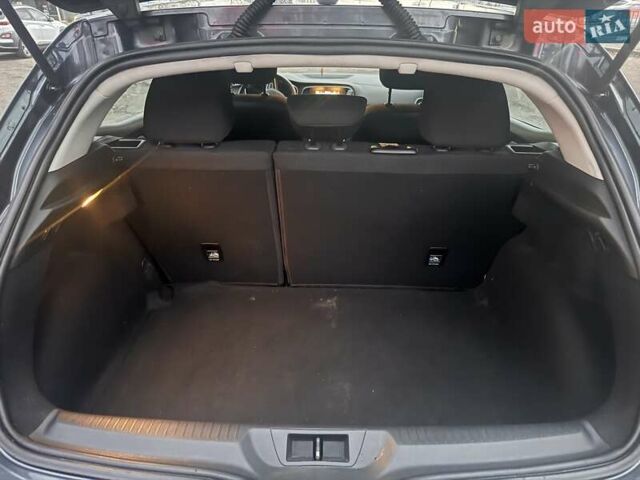 Серый Рено Меган, объемом двигателя 1.46 л и пробегом 199 тыс. км за 11600 $, фото 16 на Automoto.ua