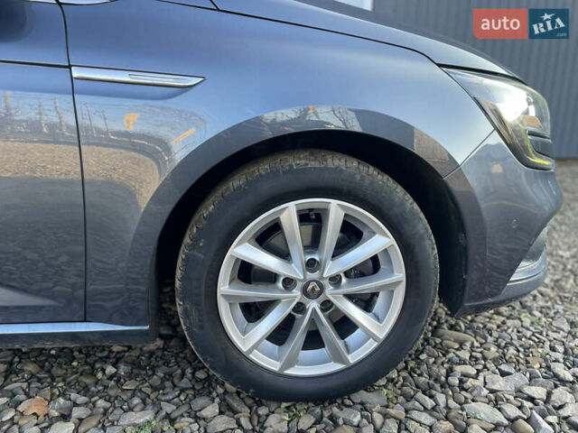 Серый Рено Меган, объемом двигателя 1.46 л и пробегом 160 тыс. км за 10900 $, фото 48 на Automoto.ua