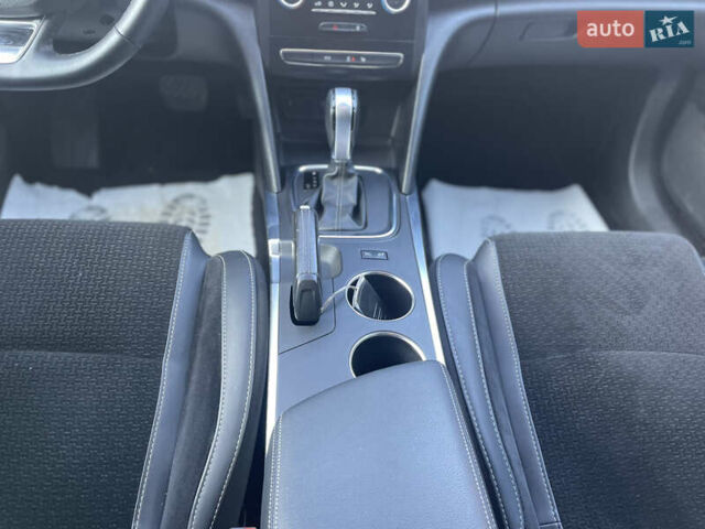 Серый Рено Меган, объемом двигателя 1.46 л и пробегом 160 тыс. км за 10900 $, фото 36 на Automoto.ua