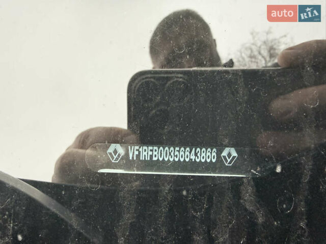 Серый Рено Меган, объемом двигателя 1.46 л и пробегом 248 тыс. км за 9500 $, фото 8 на Automoto.ua