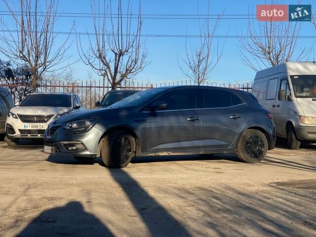 Сірий Рено Меган, об'ємом двигуна 1.5 л та пробігом 330 тис. км за 9990 $, фото 1 на Automoto.ua