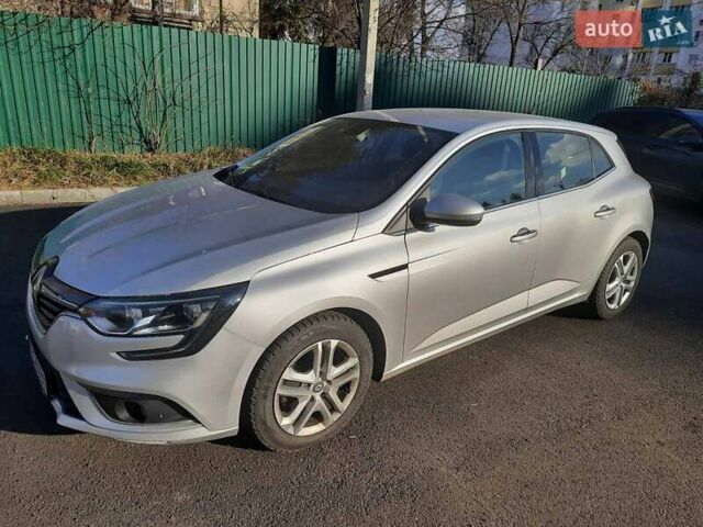 Серый Рено Меган, объемом двигателя 1.6 л и пробегом 94 тыс. км за 15500 $, фото 2 на Automoto.ua