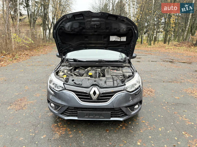 Серый Рено Меган, объемом двигателя 1.46 л и пробегом 248 тыс. км за 9500 $, фото 4 на Automoto.ua