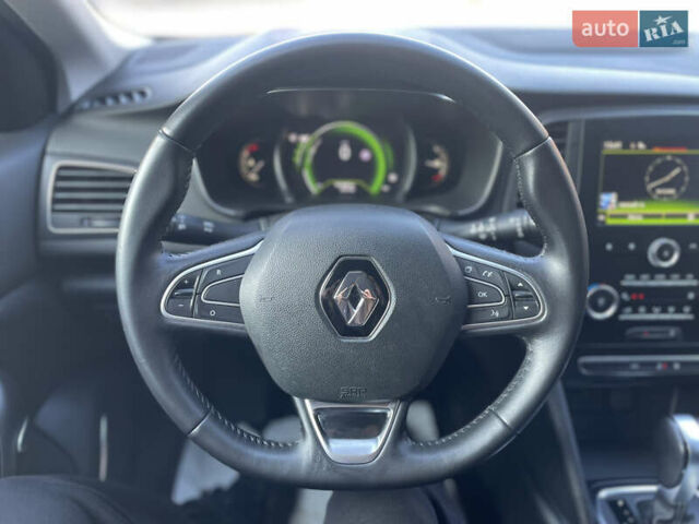 Серый Рено Меган, объемом двигателя 1.46 л и пробегом 160 тыс. км за 10900 $, фото 28 на Automoto.ua