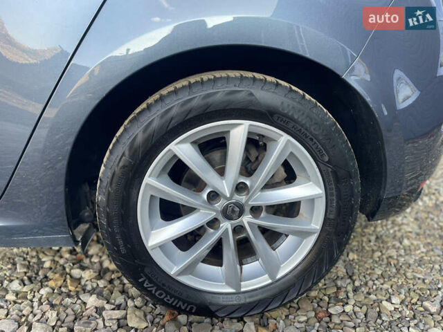 Серый Рено Меган, объемом двигателя 1.46 л и пробегом 160 тыс. км за 10900 $, фото 43 на Automoto.ua