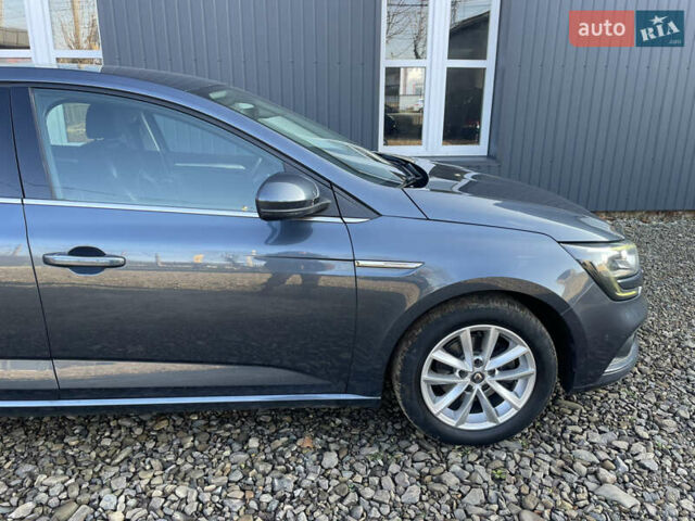 Серый Рено Меган, объемом двигателя 1.46 л и пробегом 160 тыс. км за 10900 $, фото 47 на Automoto.ua