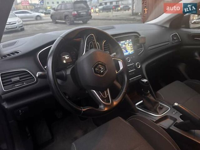 Серый Рено Меган, объемом двигателя 1.46 л и пробегом 199 тыс. км за 11600 $, фото 10 на Automoto.ua